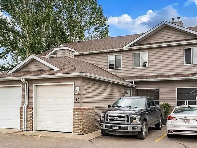 Townhouse for rent in Airdrie, Alberta