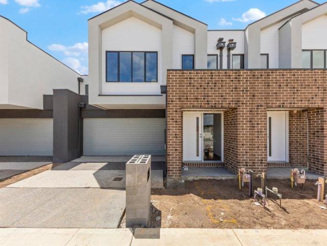 Townhouse for rent in Camerons Creek, Victoria