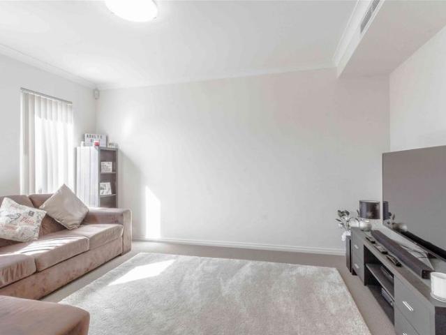 Townhouse for rent in Stirling, Western Australia