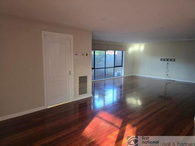 Townhouse for rent in Camerons Creek, Victoria