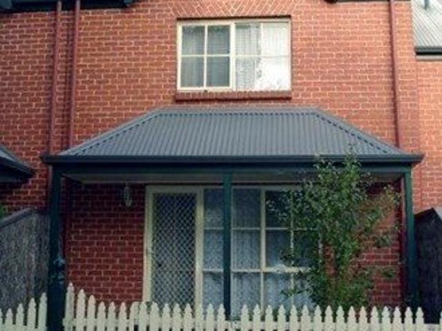 Townhouse for rent in Horseshoe Creek, South Australia