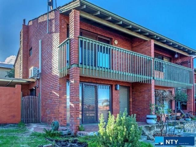 Townhouse for rent in Maylands, City of Bayswater