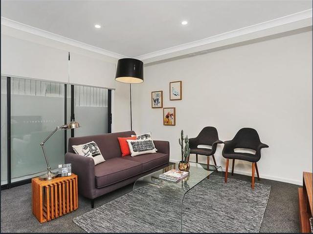 Townhouse for rent in Toombul, Queensland