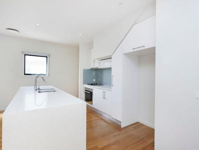 Townhouse for rent in Camerons Creek, Victoria
