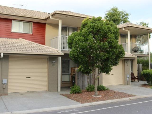 Townhouse for rent in Toombul, Queensland