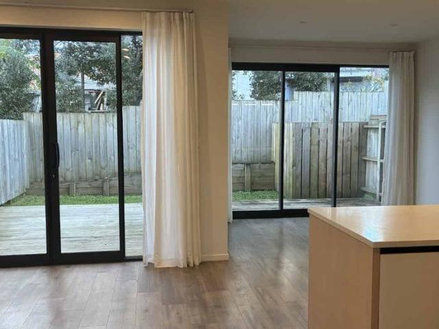 Townhouse for rent in 150 Melrose Complex, Puketāpapa