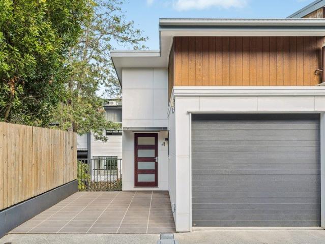 Townhouse for sale in Jubilee, Greater Brisbane