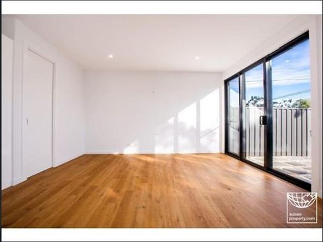 Townhouse for rent in Camerons Creek, Victoria