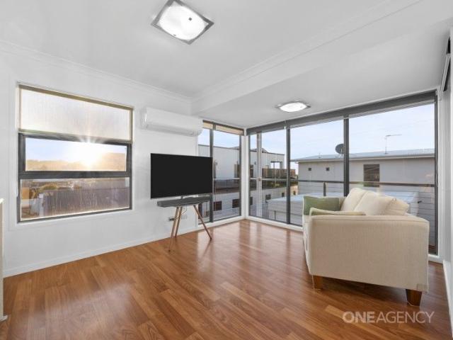 House for rent in Sulphur Creek, Tasmania