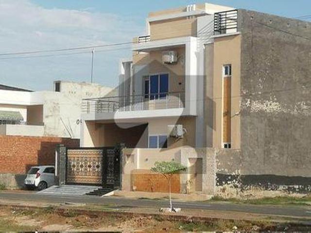 House for sale in Burewala