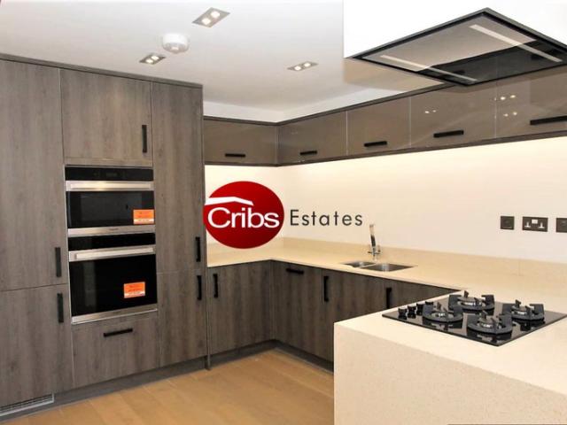 Apartment for rent in Tolworth, Greater London