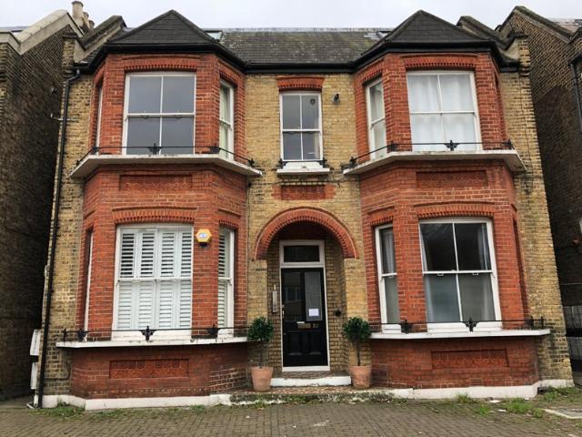 Apartment for rent in Tooting Graveney, Greater London