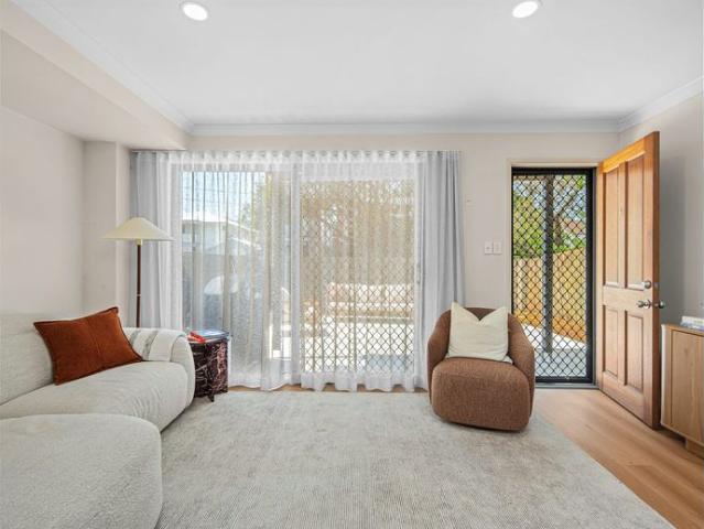 Townhouse for rent in Toombul, Queensland
