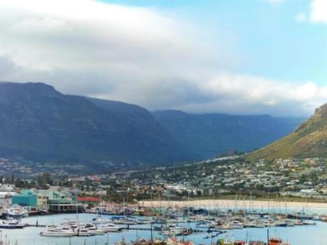 Apartment for rent in Hout Bay, Western Cape