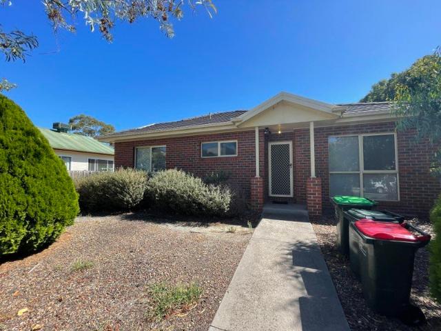 House for rent in Reservoir, Melbourne