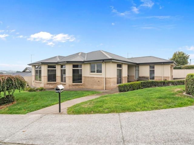 Apartment for sale in Sheffield, Tasmania