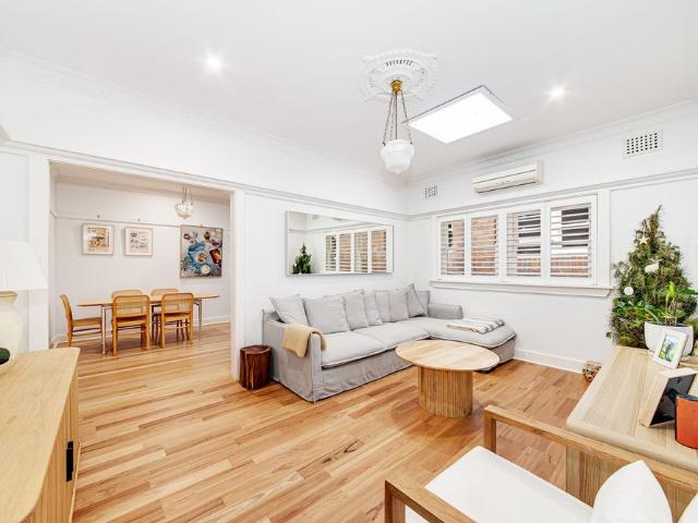House for rent in Lower North Shore, Sydney