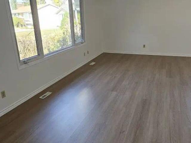 Apartment for rent in Thorncliff, Edmonton