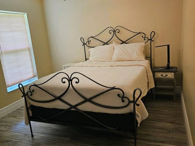 Room for rent in Florida
