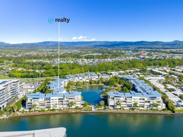 Apartment for sale in Hope Island, Gold Coast City