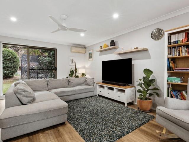 Villa for sale in Sutherland, New South Wales