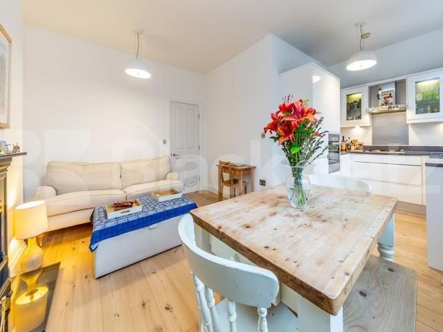 Apartment for rent in Holloway, Greater London