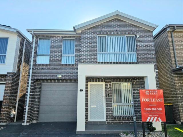 Townhouse for rent in Sydney, New South Wales