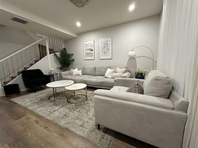 Townhouse for rent in Sydney, New South Wales