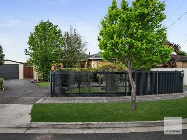 House for sale in Gladstone Park, Melbourne