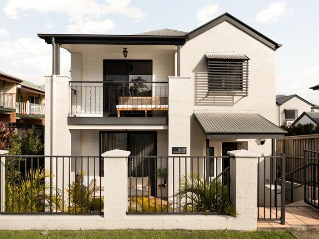 Townhouse for sale in Toombul, Queensland