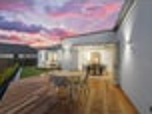 House for sale in Oakbridge, Christchurch