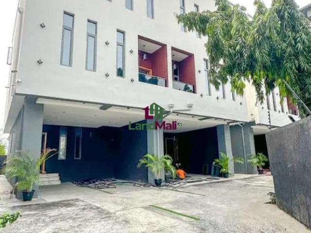 Property for sale in Eti Osa, Abuja