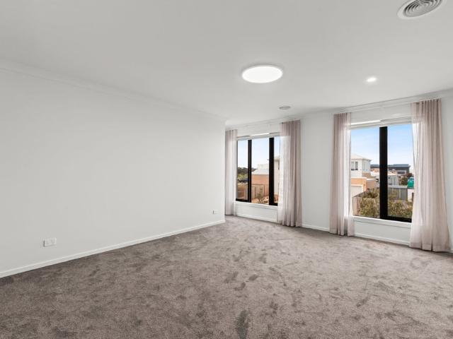 Apartment for rent in Tyagarah, Victoria