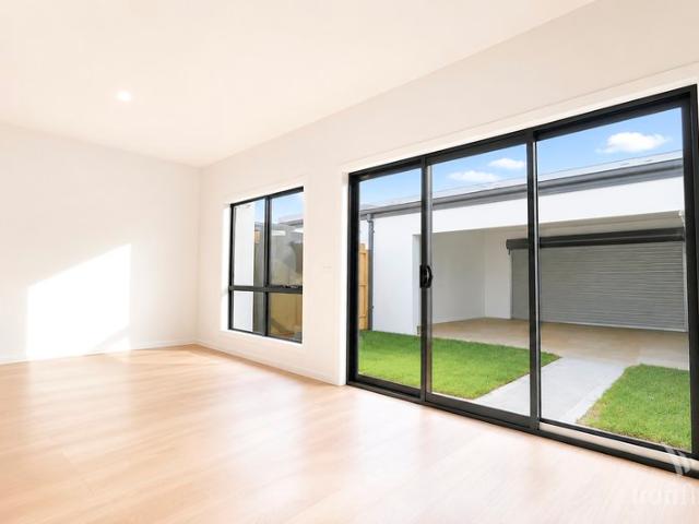 Townhouse for rent in Camerons Creek, Victoria