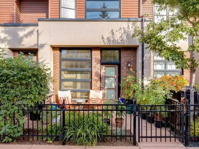 Townhouse for rent in Aspen Woods, Calgary