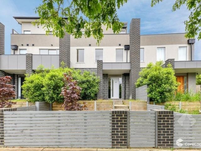 Townhouse for sale in Camerons Creek, Victoria