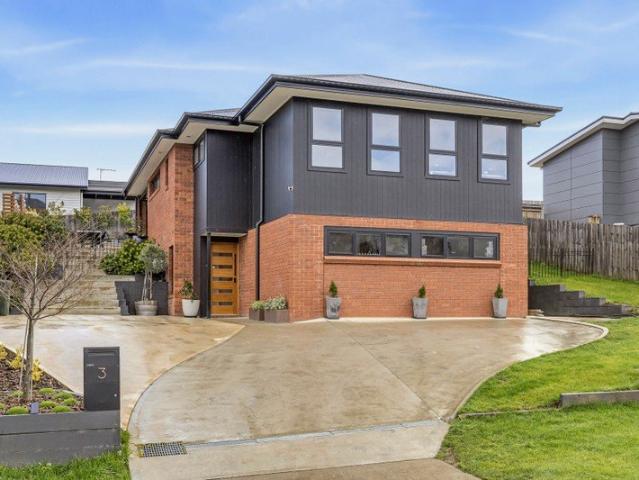 House for sale in Huonville, Huon Valley