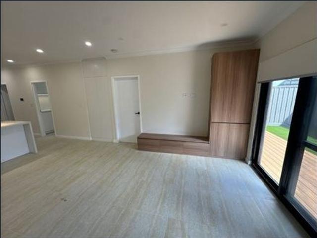 House for rent in Orelia, Western Australia