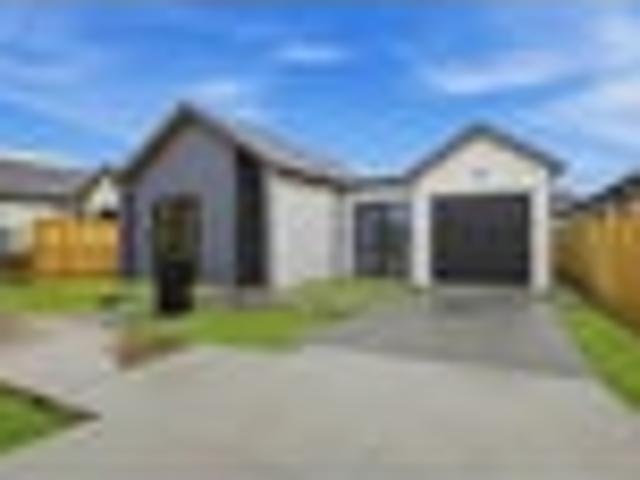 House for sale in Awhitu