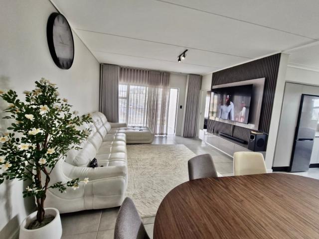 Apartment for rent in Vorna Valley, Midrand