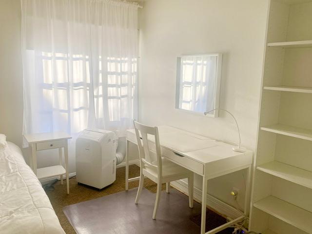 Room for rent in Santa Ana, California