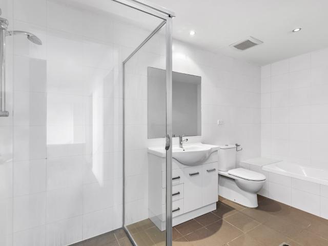 Apartment for sale in Charlestown, Newcastle-Maitland