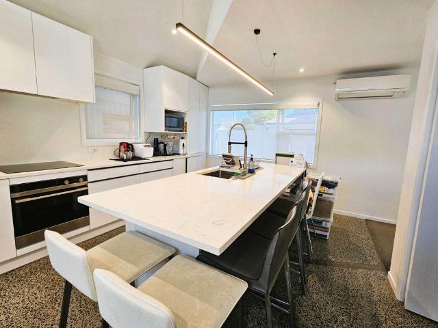 House for rent in Cheltenham, Devonport-Takapuna