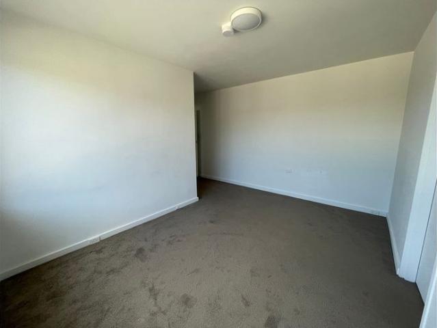 Apartment for rent in St Kilda East, Melbourne