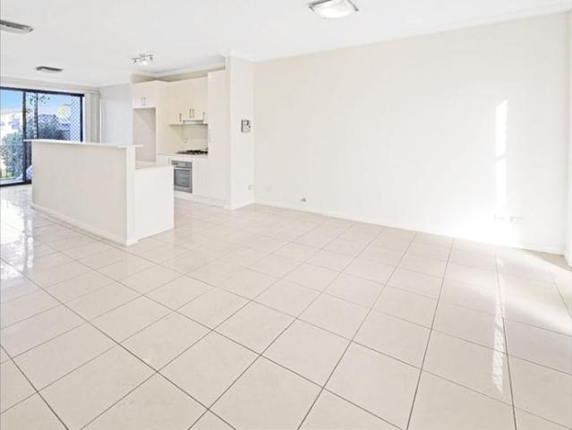 Townhouse for rent in Sydney, New South Wales