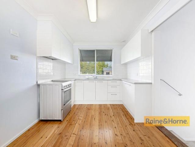 House for rent in Umina Beach, Gosford