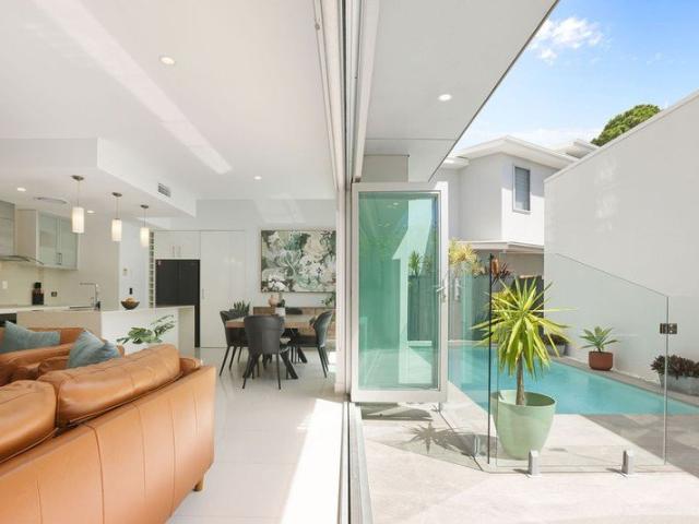 Townhouse for rent in Noosa Heads, Queensland