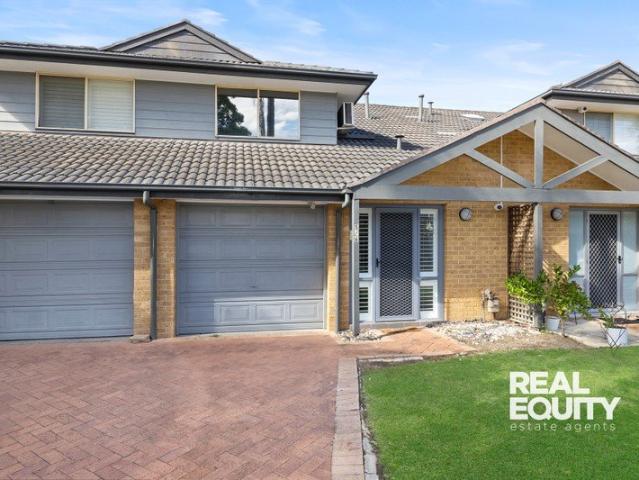 Townhouse for rent in Sydney, New South Wales