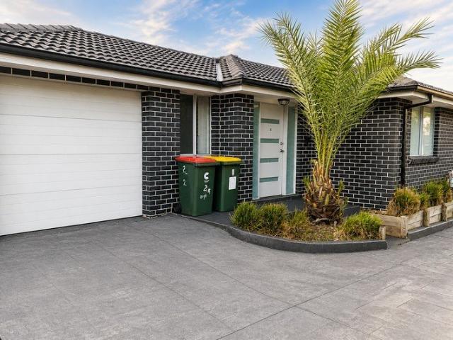 Townhouse for rent in Sydney, New South Wales