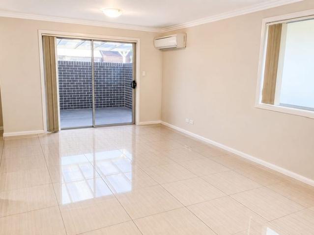 Townhouse for rent in Sydney, New South Wales